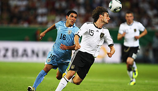 Musste seine Teilnahme am Länderspiel gegen Österreich verletzt absagen: Christian Träsch (r.)
