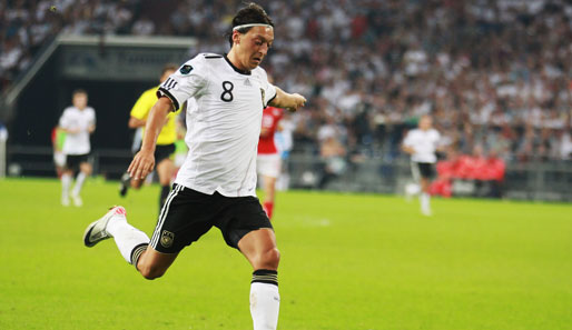 Mesut Özil war der überragende Spieler beim EM-Qualifikationsspiel gegen Österreich