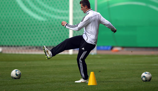 Miroslav Klose könnte gegen die Niederlande wieder für die DFB-Auswahl stürmen