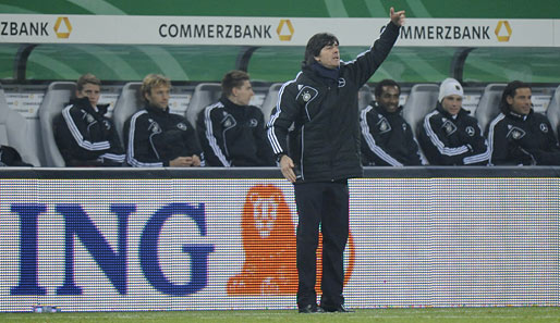 Bundestrainer Joachim Löw schraubt die Anforderungen an seine Mannschaft zurück