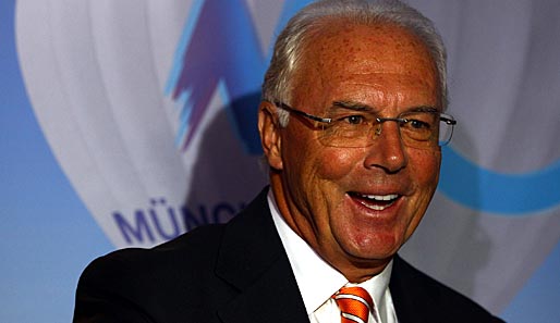 Franz Beckenbauer wurde mit Deutschland 1974 und 1990 Weltmeister