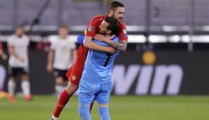 Gazzetta dello Sport: "Historischer Zusammenbruch Deutschlands, Nordmazedonien schafft den großen Schlag mit Hilfe der 'Italiener' Pandev und Elmas. Deutschland, das die letzten 18 WM-Qualispiele in Serie gewonnen hatte, landet sogar hinter Armenien."