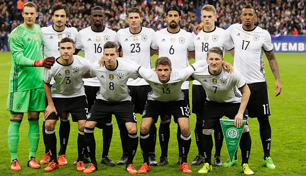 Die deutsche Nationalmannschaft vor dem Spiel gegen Frankreich am Freitag in Paris