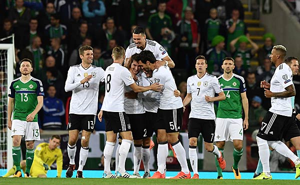 Mit einem 3:1-Sieg gegen Nordirland machte die deutsche Mannschaft die Qualifikation für die WM 2018 in Russland perfekt