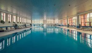 Aber zurück zu schöneren Bildern: Wie der Name des Hotels schon vermuten lässt, wartet das Hotel mit einem großzügigen Spabereich inklusive Swimmingpool auf.
