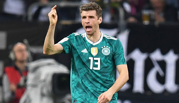 Müller jubelt über sein Tor gegen Spanien - es war sein 38. Tor im DFB-Trikot.