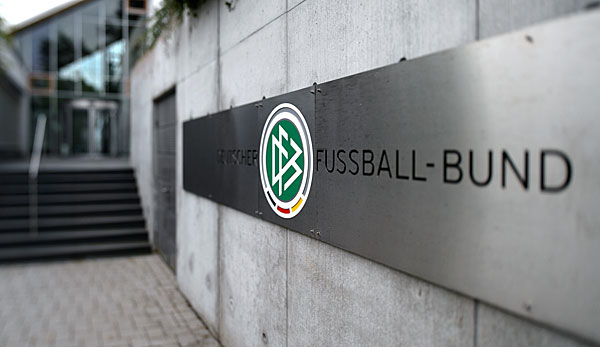 Der DFB ist gegen den Ausfall von Spielen versichert.