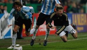 THOMAS MÜLLER: Im März 2010 müllerte es endlich wieder im DFB-Team. Bei der 0:1-Testspielniederlage in München gegen Argentinien debütierte der damals 20-Jährige 67 Minuten gegen Messi und Co.