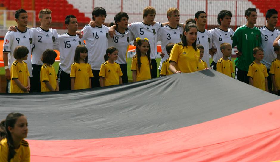 2011 wurde das DFB-Team bei der U17-WM in Mexiko unter der Leitung von Steffen Freund Dritter. Zum Team gehörte unter anderem ein heutiger BVB-Eckpfeiler. Was ist aus den damaligen Spielern geworden?