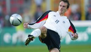 MITTELFELD - DIETMAR HAMANN: Von der Bayern-Jugend zog er aus und landete über Newcastle beim FC Liverpool, wo er zur Vereinslegende aufstieg. 2005 gewann er die CL mit den Reds. Heute arbeitet er als TV-Experte.