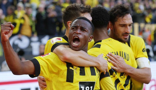 Youssoufa Moukoko became the match winner for BVB with his winning goal in the first leg against Schalke.