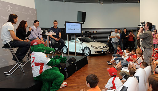 Mercedes-Benz, Nationalmannschaft, Kids ask Pros