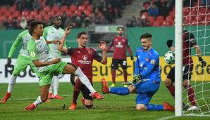 Der VfL Wolfsburg tat sich gegen den 1. FC Nürnberg lange schwer und stocherte sich ins Pokal-Viertelfinale