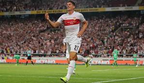 Mario Gomez freut sich hier über seinen Treffer gegen Hannover 96.