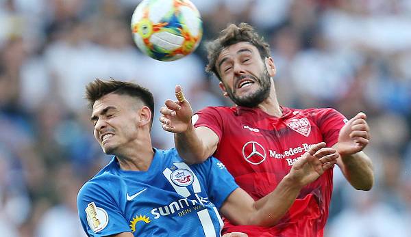Im vergangenen Jahr traf der VfB in der ersten Runde des DFB-Pokals ebenfalls auf Rostock. Stuttgart gewann durch ein Tor von Hamadi Al Ghaddioui mit 1:0.