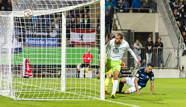 Das 2:0: Bas Dost netzt für den VfL Wolfsburg ein