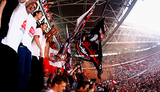 Am letzten Spieltag der dritten Liga pilgerten über 51.000 Fans in die Düsseldorfer LTU-Arena