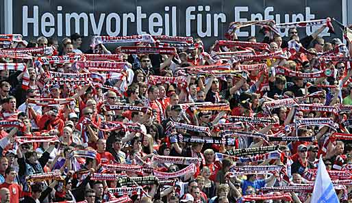 Erfurter Fans, die zum Spiel bei Rot-Weiss Ahlen reisen, erhalten im letzten Heimspiel freien Eintritt