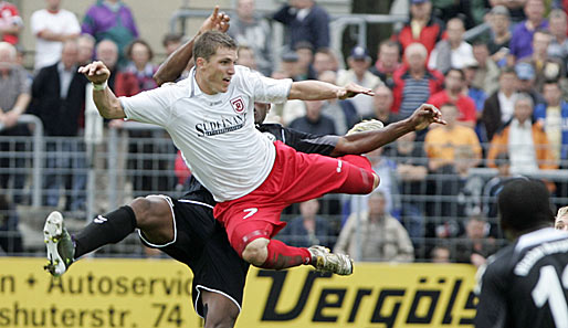 Regenburgs Tobias Schweinsteiger erzielte gegen Werder Bremen II zwei Tore