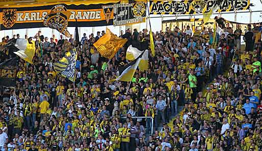 Die Fans von Alemannia Aachen hoffen auf den sofortigen Wiederaufstieg