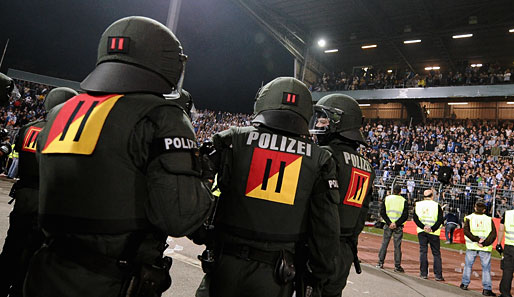 Der DFB bestrafte den Karlsruher SC für das Abbrennen von Pyrotechnik