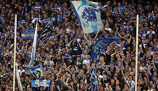 Aufatmen bei den Duisburg-Anhängern: Nach dem Zwangsabstieg bleibt der MSV im Profifußball