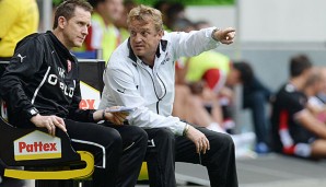 Uwe Klein (l.) hier mit Mike Büskens bei Fortuna Düsseldorf im Juli 2013