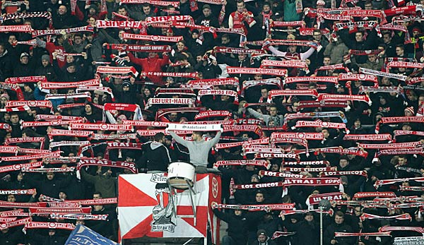3. Liga: Rot-Weiß Erfurt stellt Insolvenzantrag.