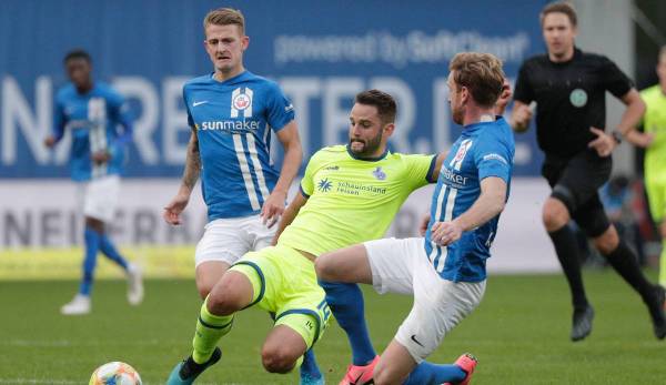 Hansa Rostock kann noch ins Aufstiegsrennen der 3. Liga eingreifen.