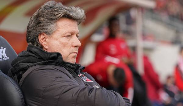Drittligist 1. FC Kaiserslautern ist auf der Suche nach einem neuen Chefcoach fündig geworden. Wie mehrere Medien übereinstimmend berichten, übernimmt Jeff Saibene den Trainerposten beim Traditionsklub.