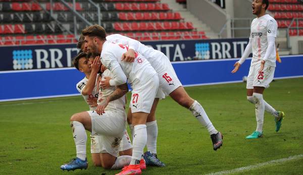 FSV Zwickau has been unbeaten in the league for eight games.  Does this series hold up against Türkgücü Munich today?