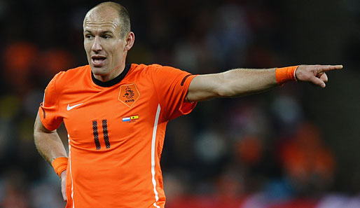 Nach der Absage für die EM-Quali-Spiele kehrt Arjen Robben zur Behandlung nach München zurück