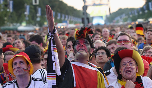 Auf der Fanmeile vor dem Brandenburger Tor versammelten sich knapp 500.000 Fans