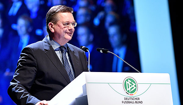 Reinhard Grindel will das der DFB die EM 2024 ausrichtet