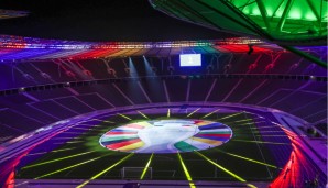 Das Olympiastadion in Berlin erstrahlt in den Farben der EURO 2024 und wird der Austragungsort für das Finale der EM in Deutschland.