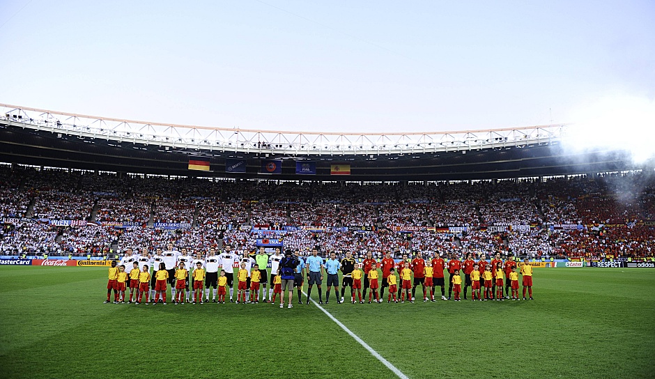 Heute treffen sich Deutschland und Spanien in Stuttgart zum Duell in der Nations League. Eines der legendärsten Duell der Nationen war das EM-Finale 2008 in Wien.
