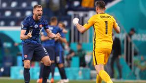 POLEN - SLOWAKEI 1:2 - ITALIEN - Gazzetta dello Sport: "Ein unerwarteter Held beschert der Slowakei einen überraschenden Sieg. Milan Skriniars drittes Tor bei einem Länderspiel ist Gold wert."