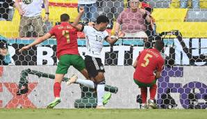 ITALIEN - GAZZETTA DELLO SPORT: Das echte Deutschland ist zurück: CR7 reicht nicht, Portugal bekommt 4 eingeschenkt. Ronaldo eröffnet den Tanz, aber dann übernahmen die Deutschen (zwei Eigentore, Havertz und ein Super-Gosens).