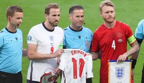 NIEDERLANDE - TROUW: "Dänisches Märchen endet in Wembley, England im EM-Finale. Dänemarks Abenteuer bei der Fußball-Europameisterschaft wird oft mit einem Märchen verglichen, das Hans Christian Andersen geschrieben haben könnte."