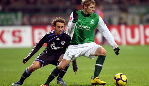 Aaron Hunt (r.) ist seit dem Jahr 2001 bei Werder Bremen aktiv