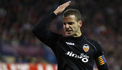 Roberto Soldado und der FC Valencia verloren das Hinspiel gegen Atletico Madrid mit 2:4