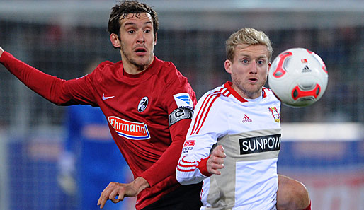 Andre Schürrle (r.) möchte sich mit Bayer Leverkusen gegen Benfica nicht verstecken