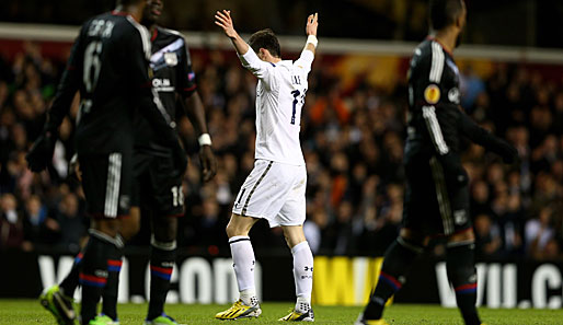 Neidvolle Blicke: Gareth Bale bewies auch in der Europa League seine überragende Form