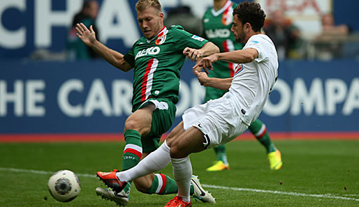 Admir Mehmedi (r.) erzielte bei der 1:2-Niederlage gegen Augsburg die Freiburger Führung