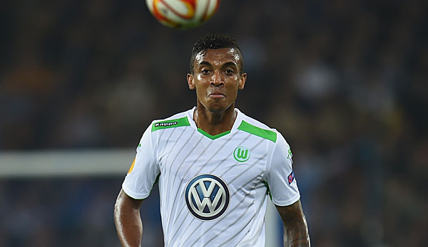 Wolfsburgs Luiz Gustavo traf in der 64. Minute sehenswert zum 3:1