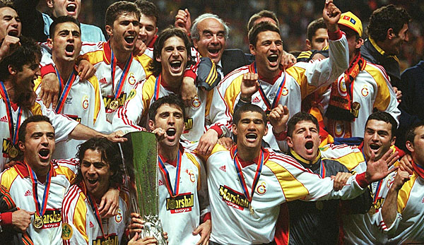 In der Saison 1999/2000 feierte Galatasaray mit dem Gewinn des UEFA Cups den größten Erfolg der Vereinsgeschichte