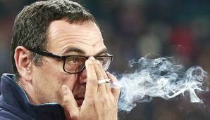 Napoli-Coach Maurizio Sarri kann auch in Leipzig seine Zigaretten rauchen.