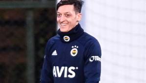 Mesut Özil spielt mit Fenerbahce in der Europa League.