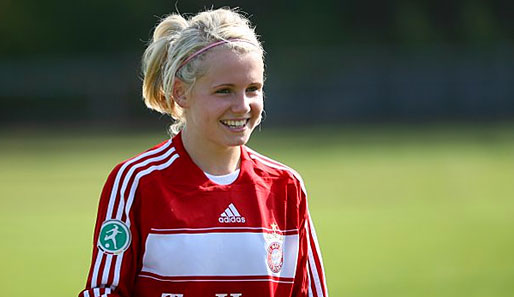 Die 21-jährige Julia Simic spielt seit 2005 für den FC Bayern München