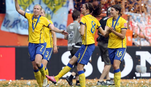 Sara Larsson, Lotta Schelin und Linda Forsberg (von links) feiern WM-Bronze